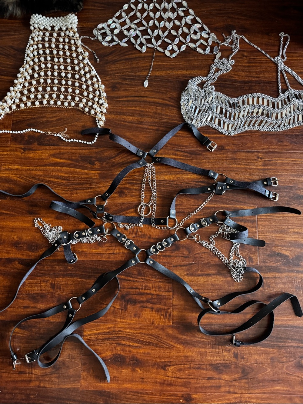 4 pc festival/rave/concert bundle: chain rhinestone tops & Leather Body Harness - Picture 5 of 6